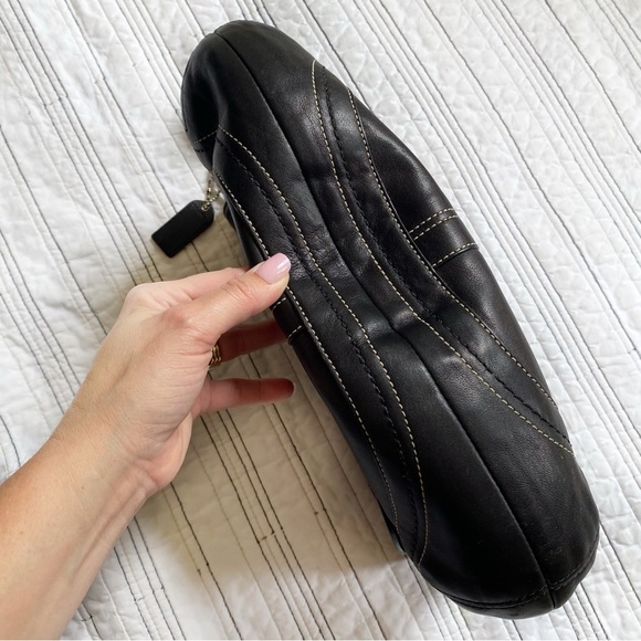 COACH Soho Flap Bag Vintage Y2K Black Leather Silver Buckle - Picture 12 of 12